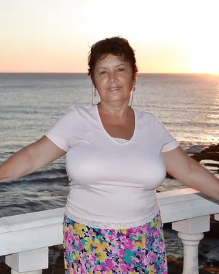 Alicia, 57 ans, plan cul à Forges
