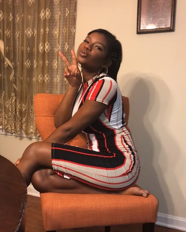 Astou, 35 ans, plan cul à Riec-sur-Bélon