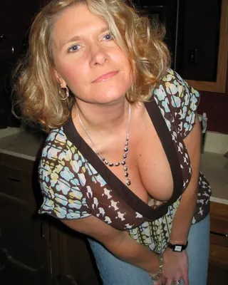 Nicole, 60 ans, plan cul à Vergeroux