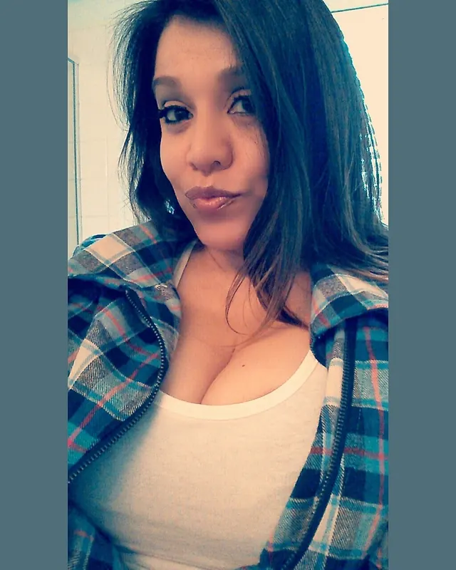 Stéphanie, 32 ans, plan cul à Chaillé-les-Marais